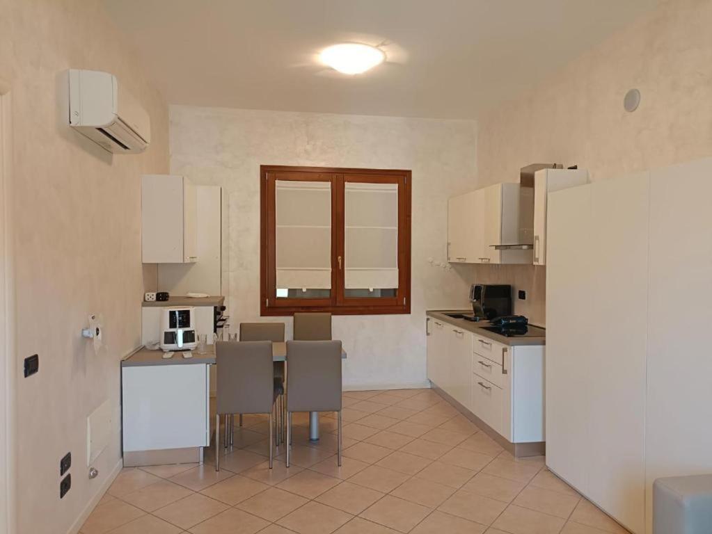 The Romantic Beach - Residence With Pool Manerba del Garda Exterior foto